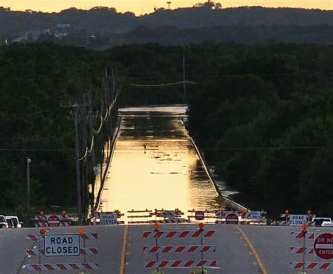 East Entrance To Roosevelt Bridge Lake Texoma Flooding May 28 2015