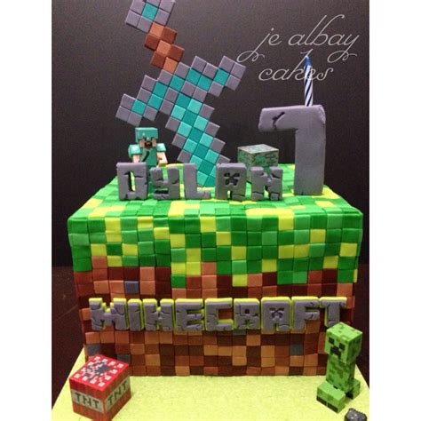 Minecraft cake with diamond sword | Minecraft birthday cake, Minecraft birthday, Minecraft cake