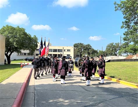 Dps Memorial Service Honors 226 Officers Lost In Line Of Duty Kxan Austin