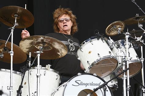 Ex Elo Drummer Bev Bevan Wont Attend Rock Hall Induction