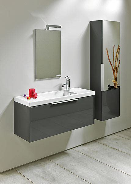 Latéral vous offre un confort. Meuble salle de bain Sanijura XS | Atout Kro