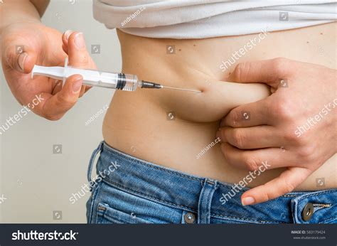 Woman Syringe Inject Insulin Her Belly Foto De Stock Editar Ahora