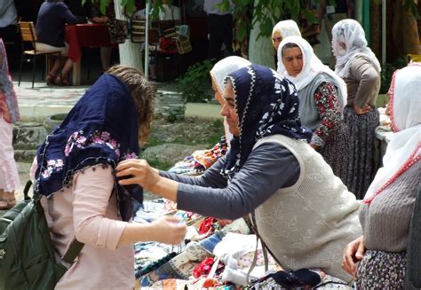 Clothing In Turkey Modern And Traditional Clothing Travsl