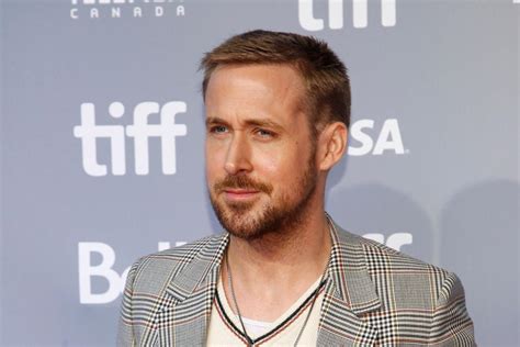 Ryan Gosling Says His Daughters Now Understand That Hes Famous They Finally Figured It Out