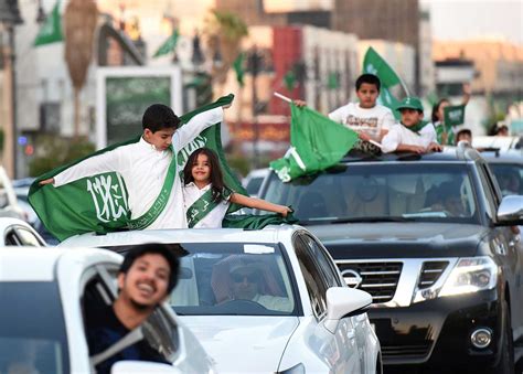 Saudi arabia is an absolute monarchy, with a basic law, but no political parties, unions, or other types of political association. Saudi Arabia extends National Day holiday - Arabianbusiness