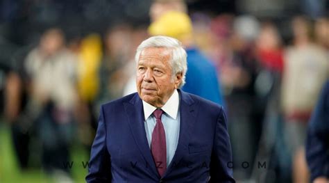 Due to his early signs of success, his parents got him a computer programming tutor while he was still in high school, and they enrolled him in a prep school. Robert Kraft: Successful Businessman & Entrepeneur ...
