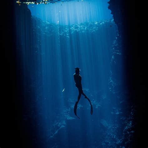 7 Reasons Why Freediving In Caves Is Dangerous