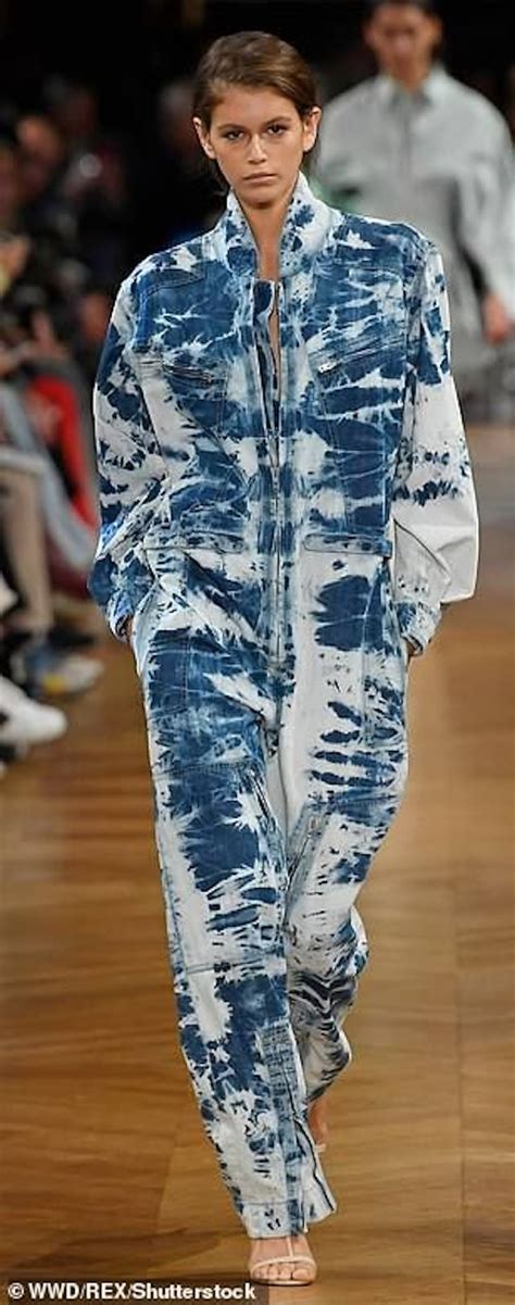 The Trend Of Street Style Clothing In The Technique Of Tie Dye