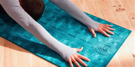 Where To Buy A Good Yoga Mat 12 Best Yoga Mats On Amazon 2021 The