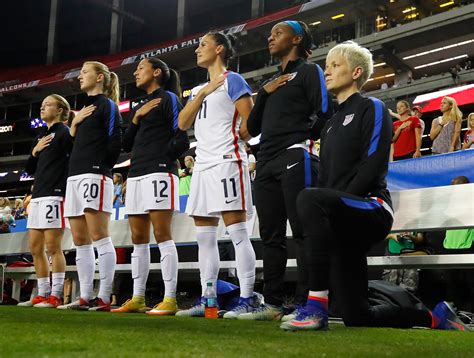 Us olympic soccer player megan rapinoe shares her stance on why people shouldn't use hurtful language, and why she's using her celebrity to spread the word. US Women's Soccer Player Ignored The National Anthem As An ...