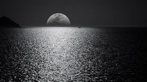 White Black Moon Evening Night Time Seascape 5k Hd Nature