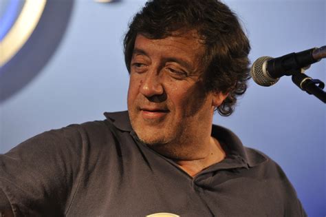 Commonly called the father of portuguese rock (portuguese: Rui Veloso comemora 35 anos de carreira com concerto em ...