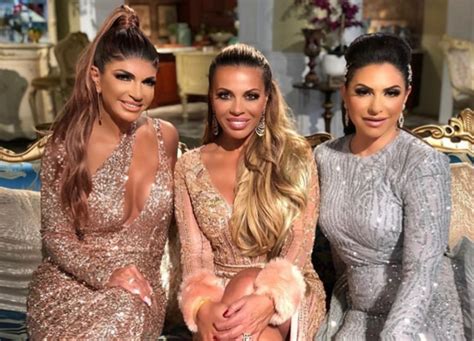 Real Housewives Of New Jersey Season 9 Reunion Looks
