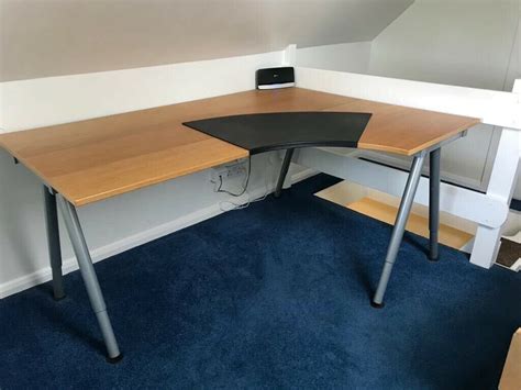 This gorgeous ikea hack corner desk made with glossy ikea linnmon tables, not only works well in corner configurations but also in other spaces, like this one.love that if you prefer more storage space than desk space, then you'll love this diy custom ikea desk hack made with the kallax shelves. Ikea corner desk | in Northampton, Northamptonshire | Gumtree