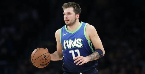 He is the son of basketball player and coach saša dončić. Luka Dončić sta facendo meraviglie - Il Post