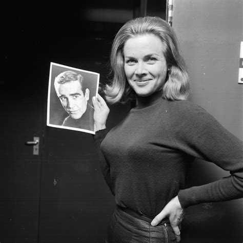 Gallery Honor Blackman Bond Girl Pussy Galore Dies At 94