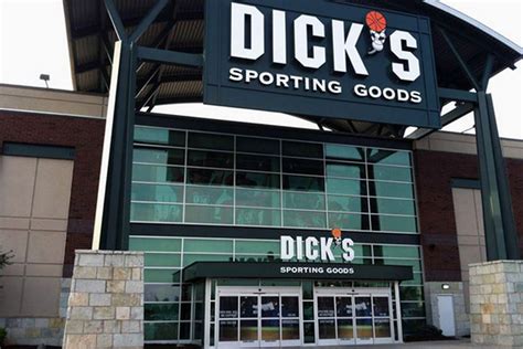 Dicks Sporting Goods Buys Sports Authority Brand Name For 15 Million