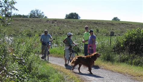 Many young professionals and retirees live in fairfield and residents tend to. Home Page-Trails in Fairfield, Jefferson County, Iowa