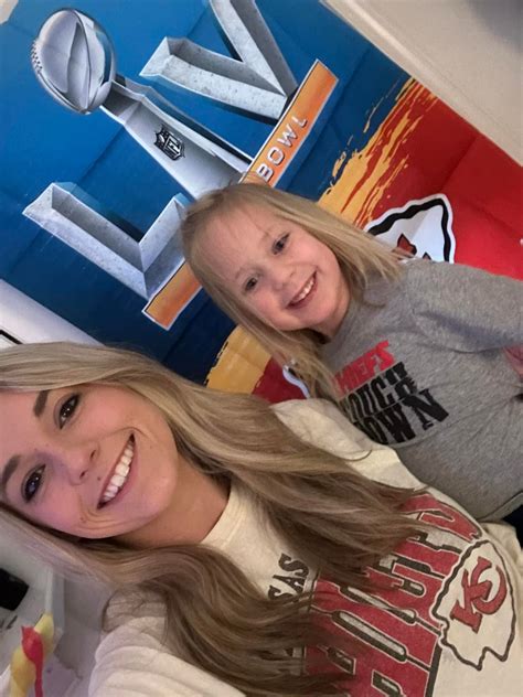 Meteorologist Jennifer Lambers