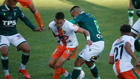 Club de deportes santiago wanderers is a football club in valparaíso, chilean football federation, after being relegated from the campeonato nacional at the end of the 2017 transición tournament. Santiago Wanderers vs. Cobresal - Reporte del Partido - 11 ...