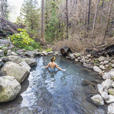 9 Best Hot Springs In Oregon