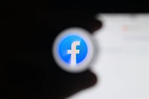Newprofilepic App Allegedly Collects Facebook User Data In Behalf Of