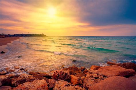 8 Of Israels Best Beaches For Sunsets From The Grapevine
