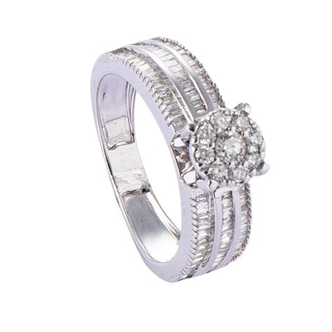 I live in the toronto area and bought a wedding band online after speaking with dr. Vistaria Diamond Ring | HABIB Jewels