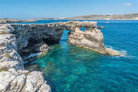 9 Best Beaches in Malta | Luxury Hotels & Holidays