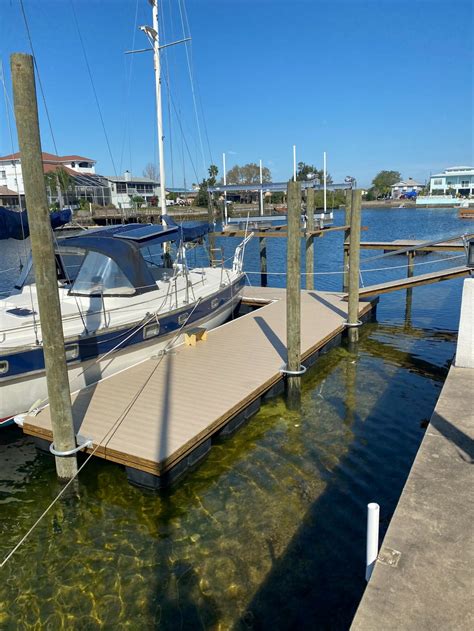 Boat Lifts Fixed Docks And Floating Docks Stronghold Marine Construction