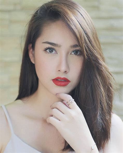 Most Beautiful Faces Beautiful Lips Beautiful Asian Women Natural