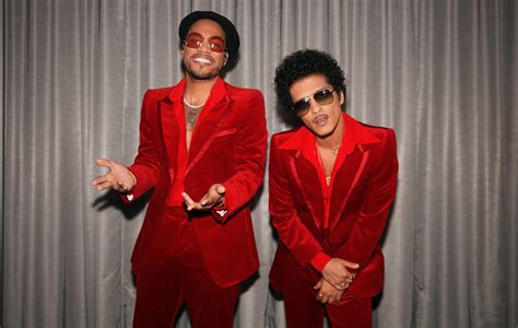Bruno Mars Confirma Que Silk Sonic No Presentará Su álbum Para La