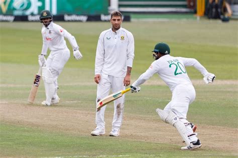 Yasir Ali And Mahmudul Hasan Joy Run Between Wickets