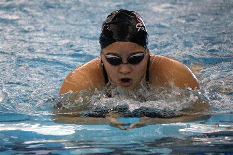 Womens Swimming Starts Season Guilford College