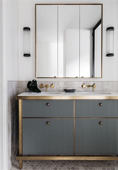 Art deco bathroom vanity design ideas. Gorgeous vanity, metallic vanity, glam bathroom | Bathroom ...