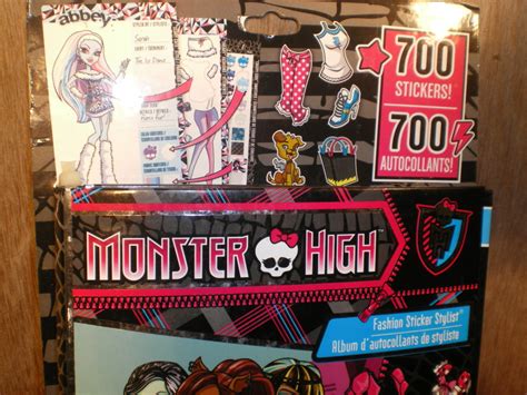 Monster High Fashion 700 Sticker Stylist Album Era Vintage