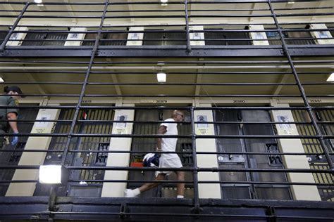 California To Move Some Condemned Inmates Off Death Row