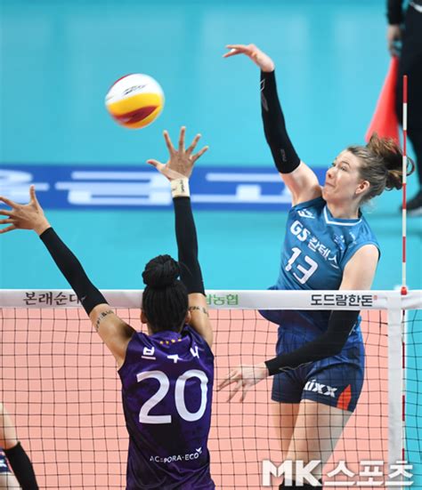 중고차 매매, 중고차 직거래, 중고 자동차 시세는 믿을 수 있는 kb 캐피탈에서 운영하는 국내 1위 중고차 사이트 kb차차차에서! 러츠 '강력한 스파이크' MK포토