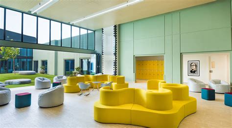 3 Tips For Creating An Inviting Lobby Space
