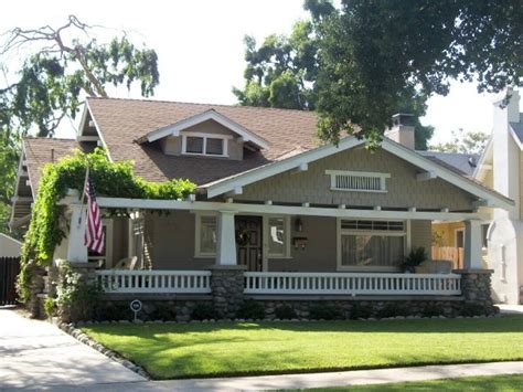 The Craftsman Homes Of Pasadena Home And Garden Kcet