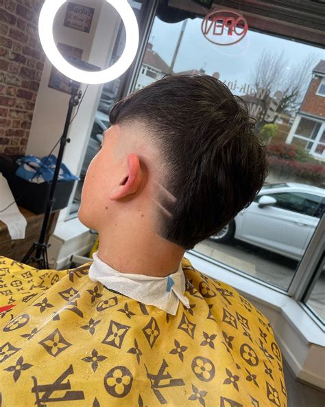 Dz barbers - The Mexican Mullet #barberlove #barberlife...