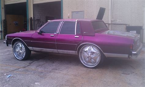 Photography By Miamiearl Box Chevy Ls Brougham On 26 Dub Esinem