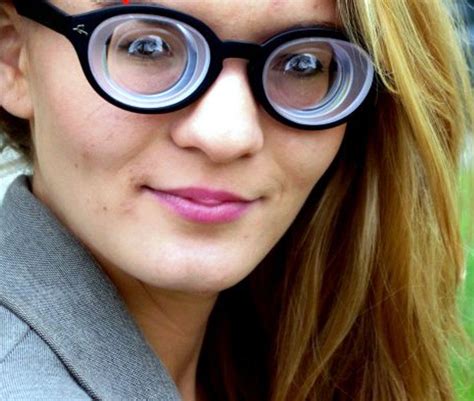 Strong Women In Myodisc Glasses Bing Lentes Ojos