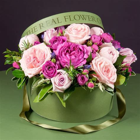 55 Lovely Hat Flower Arrangements Chapéus Com Flores Flores De Luxo