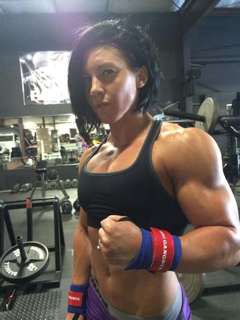 She Possibly Has The Best Shoulders In The Business Strong Women Fit