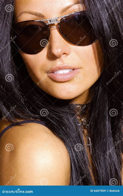 Sexy Brunette With Sunglasses Royalty Free Stock Images Image