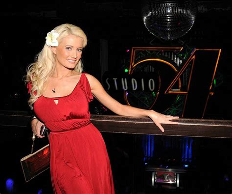 Holly Madison To Continue In Peep Show Las Vegas Weekly