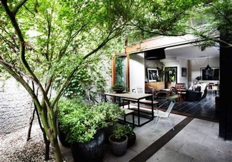 29 Stunning Indoor Courtyard Design Ideas Digsdigs Vie En Plein Air Décoration Maison