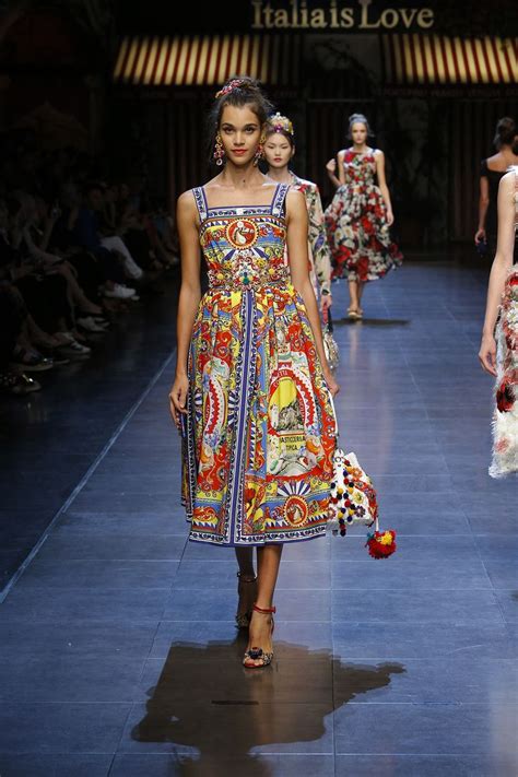 87 Best Images About Dolceandgabbana Summer 2016 Womens Fashion Show On