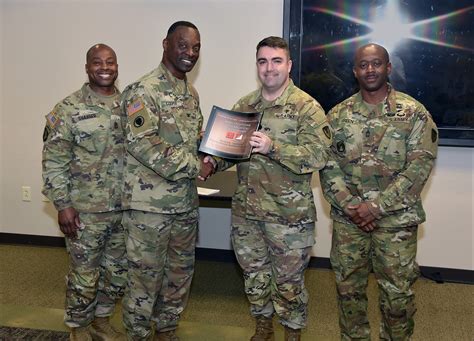 Usammc K Wins Armys Exceptional Organization Safety Award For